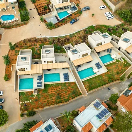 Marni Village מלון דירות הרסוניסוס