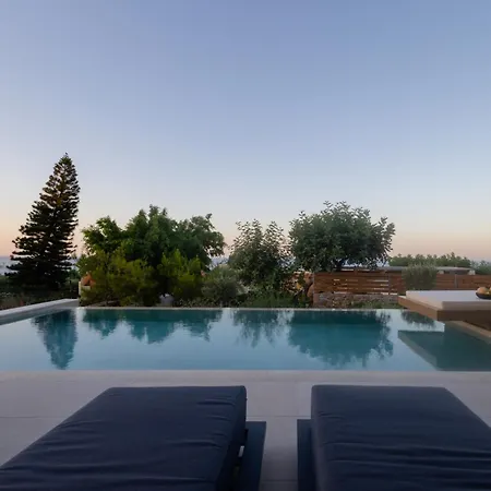 Marni Village מלון דירות 3*