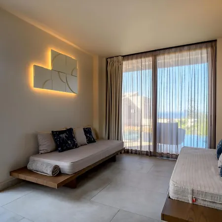 מלון דירות Marni Village 3*